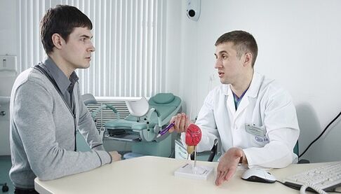 lékař předepisuje léčbu prostatitidy pomocí přístroje